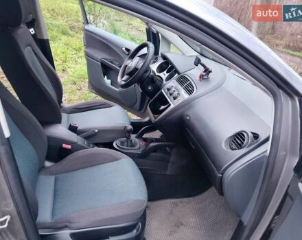 Сірий Сеат Altea XL, об'ємом двигуна 1.6 л та пробігом 215 тис. км за 6000 $, фото 9 на Automoto.ua