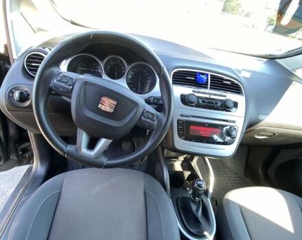 Сірий Сеат Altea XL, об'ємом двигуна 1.39 л та пробігом 184 тис. км за 6800 $, фото 15 на Automoto.ua
