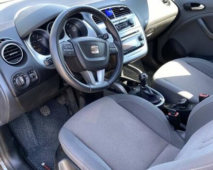 Сірий Сеат Altea XL, об'ємом двигуна 1.39 л та пробігом 184 тис. км за 6800 $, фото 13 на Automoto.ua