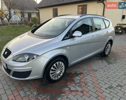 Серый Сеат Altea XL, объемом двигателя 1.6 л и пробегом 188 тыс. км за 7150 $, фото 18 на Automoto.ua