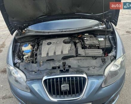 Сірий Сеат Altea XL, об'ємом двигуна 1.6 л та пробігом 286 тис. км за 6000 $, фото 12 на Automoto.ua