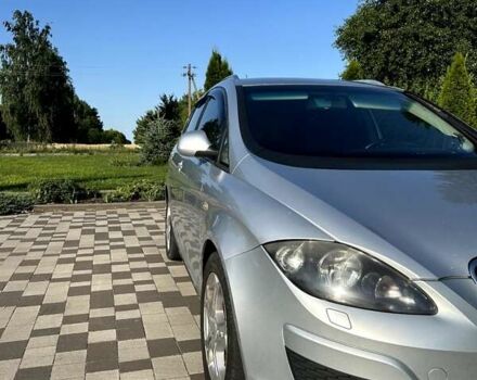 Серый Сеат Altea XL, объемом двигателя 1.6 л и пробегом 360 тыс. км за 6950 $, фото 3 на Automoto.ua