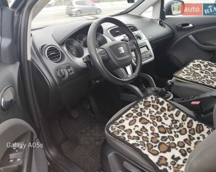 Сірий Сеат Altea XL, об'ємом двигуна 1.98 л та пробігом 165 тис. км за 6800 $, фото 7 на Automoto.ua