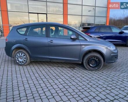 Серый Сеат Altea XL, объемом двигателя 1.6 л и пробегом 348 тыс. км за 5400 $, фото 7 на Automoto.ua