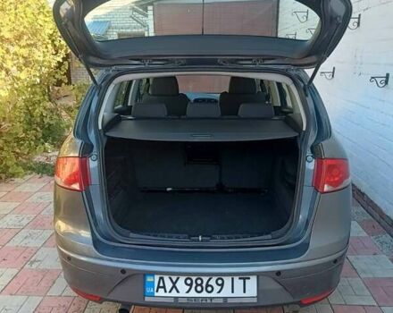 Сеат Altea XL 2012 у Харкові на Automoto.ua Сірий Сеат Altea XL, об'ємом двигуна 1.6 л та пробігом 155 тис. км за 7200 $, фото 8 на Automoto.ua
