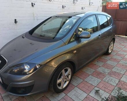 Сеат Altea XL 2012 у Харкові на Automoto.ua Сірий Сеат Altea XL, об'ємом двигуна 1.6 л та пробігом 155 тис. км за 7200 $, фото 10 на Automoto.ua