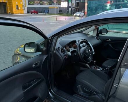 Сеат Altea XL 2013 в Черкассах на Automoto.ua Серый Сеат Altea XL, объемом двигателя 1.6 л и пробегом 333 тыс. км за 7500 $, фото 3 на Automoto.ua