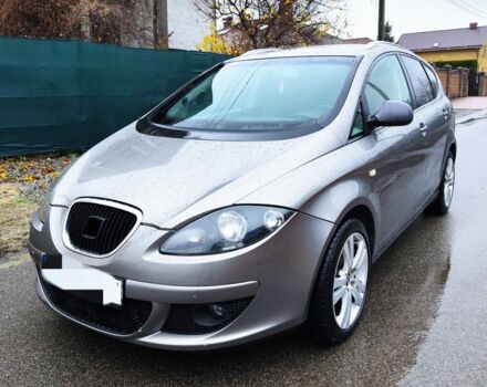 Серый Сеат Altea XL, объемом двигателя 2 л и пробегом 306 тыс. км за 2500 $, фото 1 на Automoto.ua