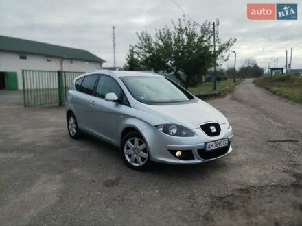 Сеат Altea XL 2007 у Бердичеве на Automoto.ua Сірий Сеат Altea XL, об'ємом двигуна 1.9 л та пробігом 230 тис. км за 6900 $, фото 1 на Automoto.ua