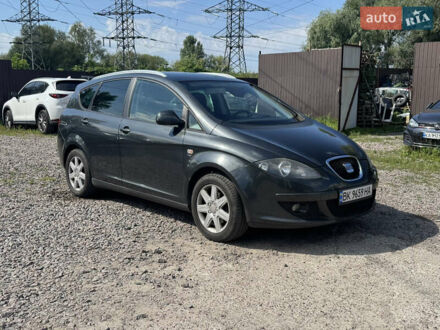 Сеат Altea XL 2008 в Киеве на Automoto.ua Серый Сеат Altea XL, объемом двигателя 1.4 л и пробегом 240 тыс. км за 5350 $, фото 1 на Automoto.ua