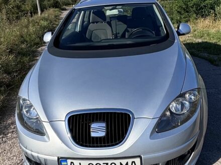 Сеат Altea XL 2008 в Буче на Automoto.ua Серый Сеат Altea XL, объемом двигателя 2 л и пробегом 230 тыс. км за 7000 $, фото 1 на Automoto.ua