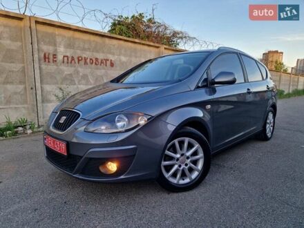 Сеат Altea XL 2012 в Киеве на Automoto.ua Серый Сеат Altea XL, объемом двигателя 1.8 л и пробегом 169 тыс. км за 9750 $, фото 1 на Automoto.ua