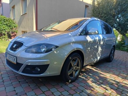 Сеат Altea XL 2015 в Ивано-Франковске на Automoto.ua Серый Сеат Altea XL, объемом двигателя 1.6 л и пробегом 184 тыс. км за 10300 $, фото 1 на Automoto.ua