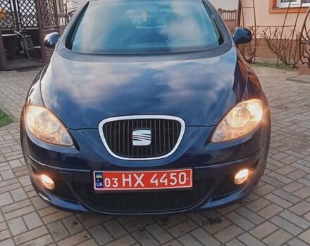 Синий Сеат Altea XL, объемом двигателя 1.6 л и пробегом 211 тыс. км за 5999 $, фото 2 на Automoto.ua