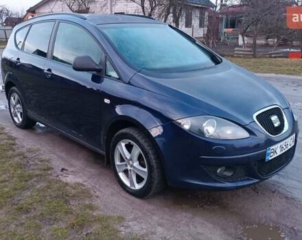 Синий Сеат Altea XL, объемом двигателя 1.9 л и пробегом 281 тыс. км за 5650 $, фото 9 на Automoto.ua