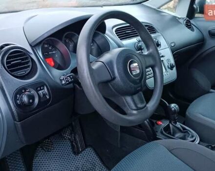 Синий Сеат Altea XL, объемом двигателя 1.9 л и пробегом 281 тыс. км за 5650 $, фото 63 на Automoto.ua