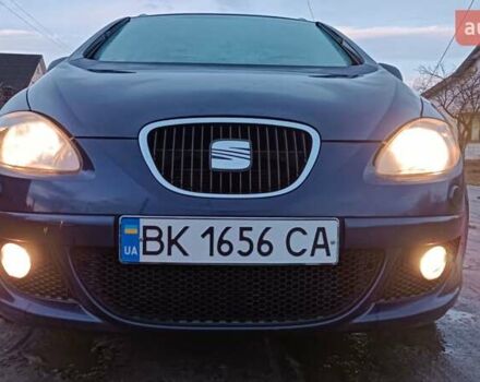 Синий Сеат Altea XL, объемом двигателя 1.9 л и пробегом 281 тыс. км за 5650 $, фото 95 на Automoto.ua