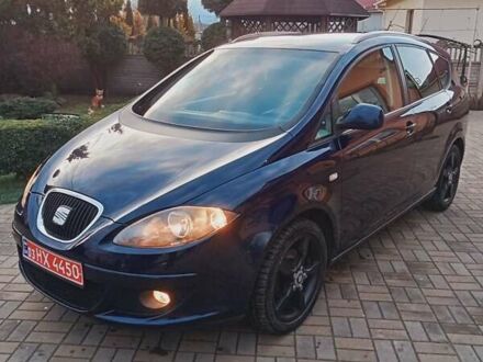 Синий Сеат Altea XL, объемом двигателя 1.6 л и пробегом 211 тыс. км за 5999 $, фото 1 на Automoto.ua