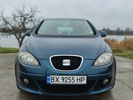 Синий Сеат Altea XL, объемом двигателя 1.6 л и пробегом 259 тыс. км за 6200 $, фото 1 на Automoto.ua