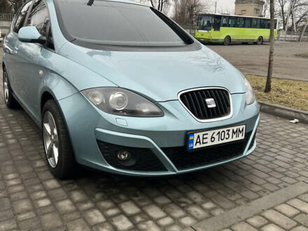 Синій Сеат Altea XL, об'ємом двигуна 1.8 л та пробігом 87 тис. км за 9000 $, фото 1 на Automoto.ua