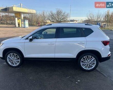 Белый Сеат Ateca, объемом двигателя 1.97 л и пробегом 165 тыс. км за 22800 $, фото 6 на Automoto.ua