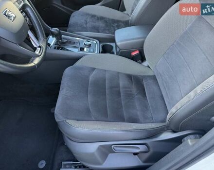 Белый Сеат Ateca, объемом двигателя 1.97 л и пробегом 165 тыс. км за 22800 $, фото 29 на Automoto.ua