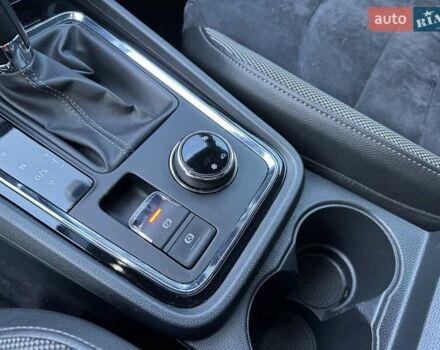 Белый Сеат Ateca, объемом двигателя 1.97 л и пробегом 165 тыс. км за 22800 $, фото 42 на Automoto.ua