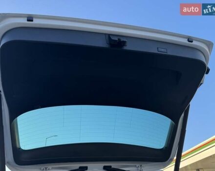 Белый Сеат Ateca, объемом двигателя 1.97 л и пробегом 165 тыс. км за 22800 $, фото 44 на Automoto.ua