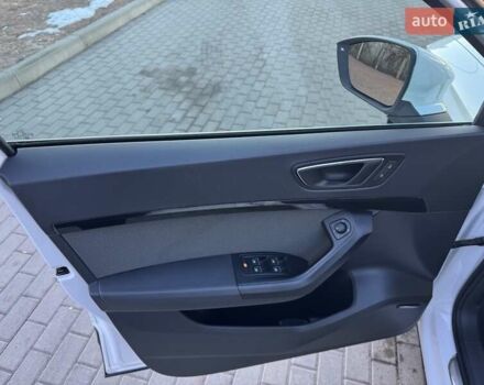 Белый Сеат Ateca, объемом двигателя 1.97 л и пробегом 165 тыс. км за 22800 $, фото 26 на Automoto.ua