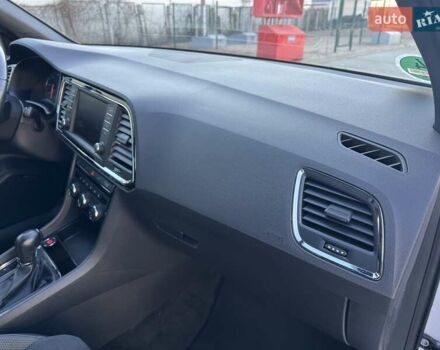 Белый Сеат Ateca, объемом двигателя 1.97 л и пробегом 165 тыс. км за 22800 $, фото 11 на Automoto.ua