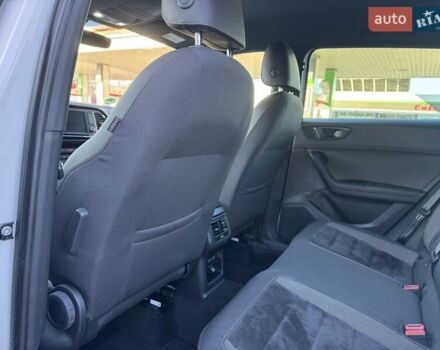 Белый Сеат Ateca, объемом двигателя 1.97 л и пробегом 165 тыс. км за 22800 $, фото 25 на Automoto.ua