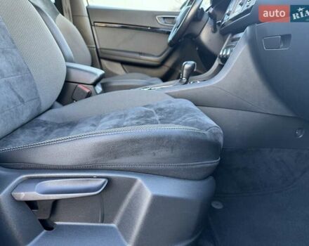 Белый Сеат Ateca, объемом двигателя 1.97 л и пробегом 165 тыс. км за 22800 $, фото 9 на Automoto.ua