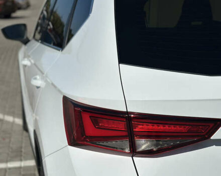Белый Сеат Ateca, объемом двигателя 1.6 л и пробегом 60 тыс. км за 24999 $, фото 50 на Automoto.ua