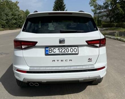 Білий Сеат Ateca, об'ємом двигуна 1.97 л та пробігом 226 тис. км за 24500 $, фото 4 на Automoto.ua