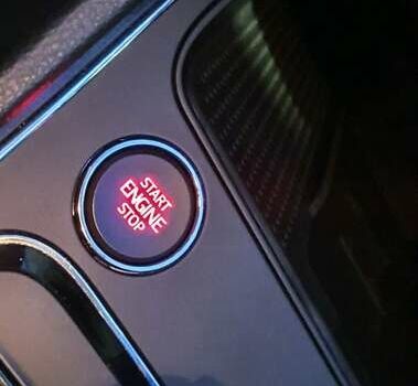 Белый Сеат Ateca, объемом двигателя 1.6 л и пробегом 196 тыс. км за 19150 $, фото 36 на Automoto.ua