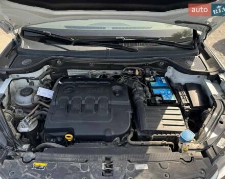 Белый Сеат Ateca, объемом двигателя 1.97 л и пробегом 24 тыс. км за 28000 $, фото 10 на Automoto.ua