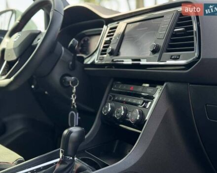 Белый Сеат Ateca, объемом двигателя 1.97 л и пробегом 24 тыс. км за 28000 $, фото 25 на Automoto.ua