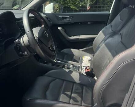 Белый Сеат Ateca, объемом двигателя 1.97 л и пробегом 104 тыс. км за 28500 $, фото 4 на Automoto.ua
