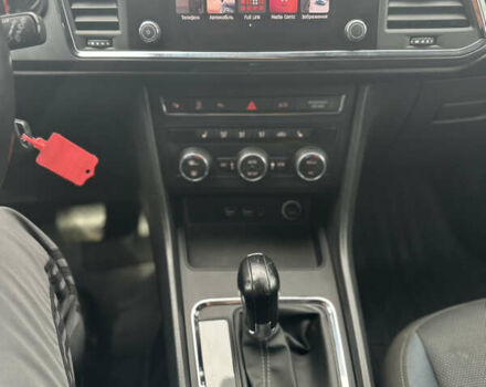 Белый Сеат Ateca, объемом двигателя 1.5 л и пробегом 90 тыс. км за 17999 $, фото 19 на Automoto.ua
