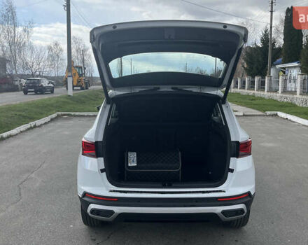 Білий Сеат Ateca, об'ємом двигуна 1.5 л та пробігом 57 тис. км за 25000 $, фото 7 на Automoto.ua