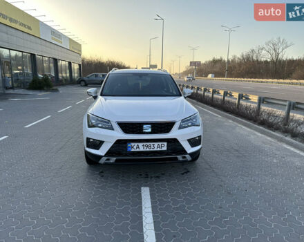 Белый Сеат Ateca, объемом двигателя 1.97 л и пробегом 260 тыс. км за 18000 $, фото 1 на Automoto.ua