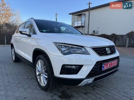 Сеат Ateca 2017 у Житомирі на Automoto.ua Білий Сеат Ateca, об'ємом двигуна 1.97 л та пробігом 165 тис. км за 22800 $, фото 1 на Automoto.ua