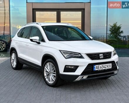 Белый Сеат Ateca, объемом двигателя 1.6 л и пробегом 110 тыс. км за 17900 $, фото 1 на Automoto.ua