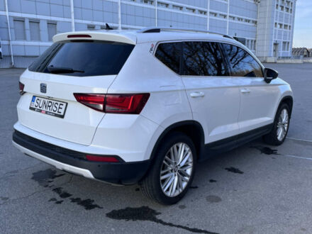 Белый Сеат Ateca, объемом двигателя 1.6 л и пробегом 150 тыс. км за 19000 $, фото 1 на Automoto.ua