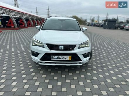 Белый Сеат Ateca, объемом двигателя 1.5 л и пробегом 70 тыс. км за 19999 $, фото 1 на Automoto.ua