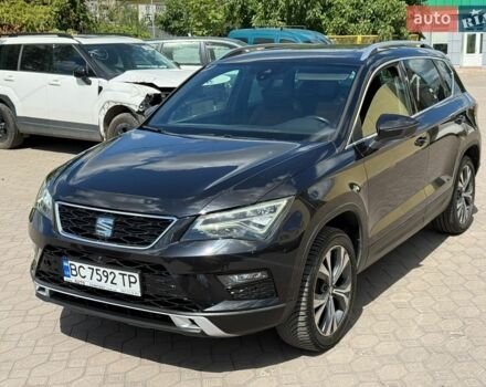 Черный Сеат Ateca, объемом двигателя 1.4 л и пробегом 166 тыс. км за 15999 $, фото 1 на Automoto.ua