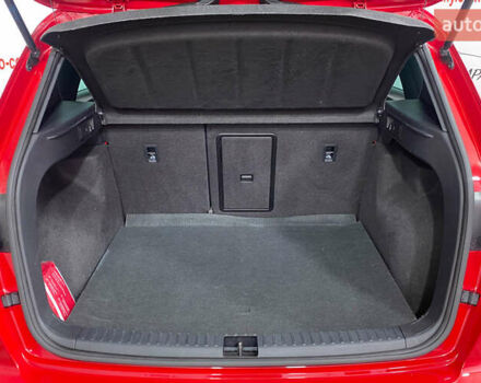 Красный Сеат Ateca, объемом двигателя 2 л и пробегом 184 тыс. км за 24950 $, фото 4 на Automoto.ua