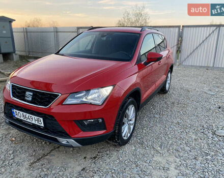 Червоний Сеат Ateca, об'ємом двигуна 1.6 л та пробігом 150 тис. км за 17000 $, фото 1 на Automoto.ua