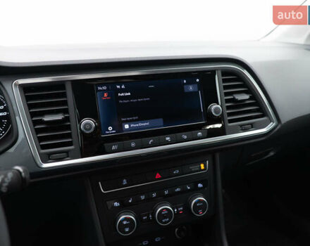 Сеат Ateca, объемом двигателя 1.5 л и пробегом 15 тыс. км за 23045 $, фото 14 на Automoto.ua