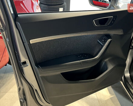 Сеат Ateca, объемом двигателя 1.4 л и пробегом 0 тыс. км за 37961 $, фото 7 на Automoto.ua